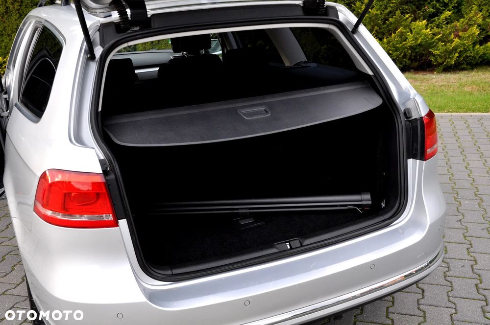 Volkswagen Passat Variant 2.0 Blue TDI DSG SCR Highline - 22