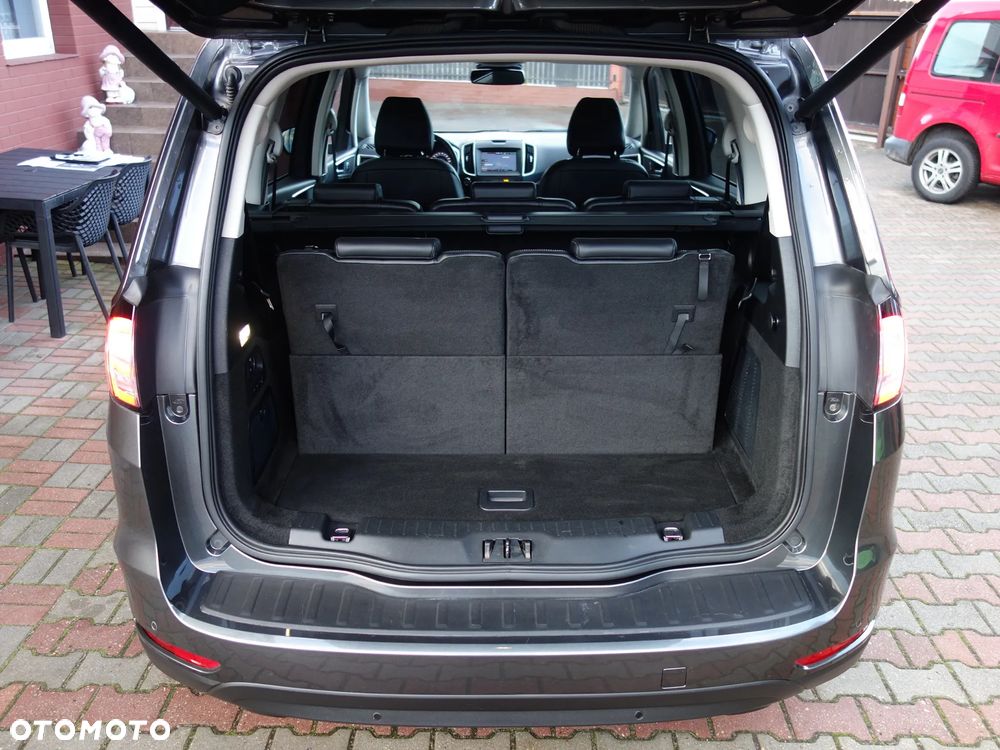 Ford Galaxy 2.0 TDCi Titanium - 12