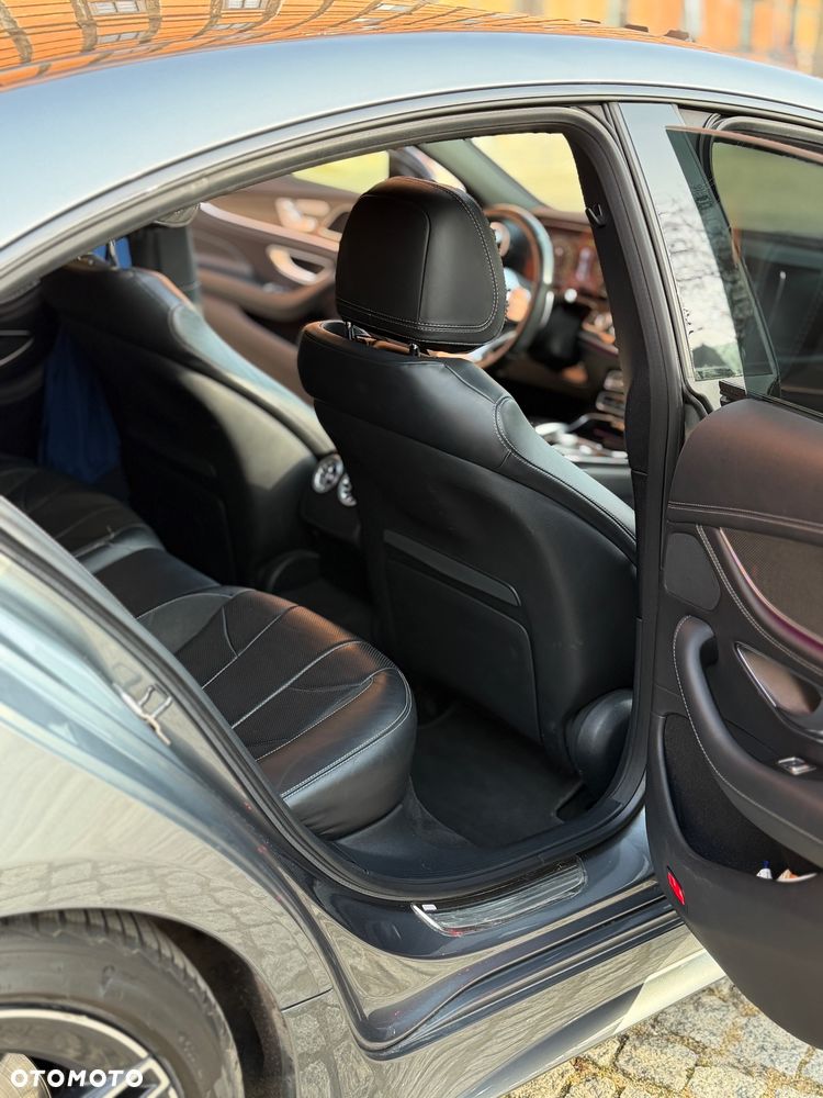 Mercedes-Benz CLS - 13