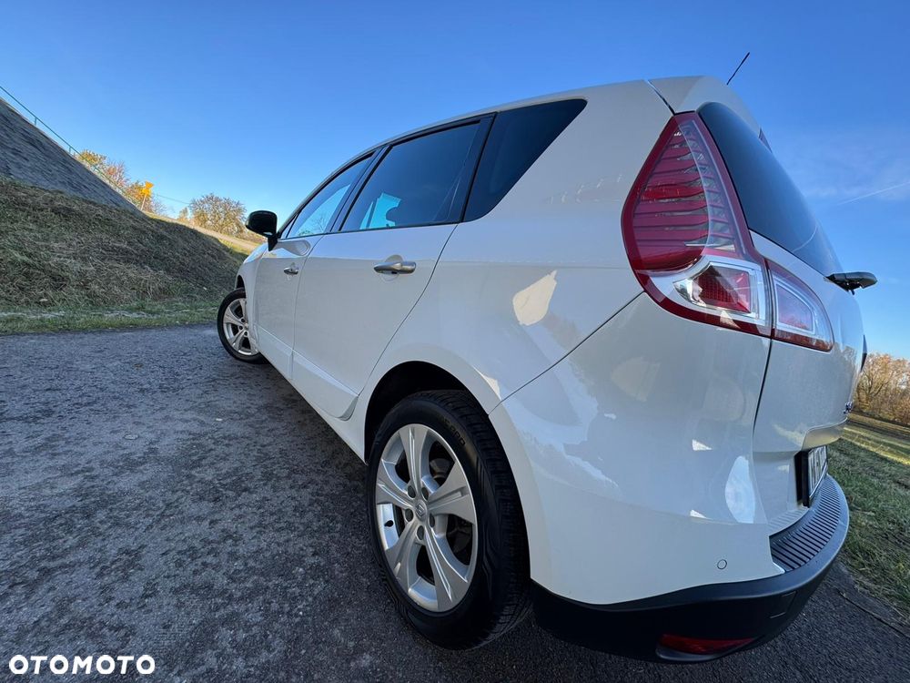 Renault Scenic - 17