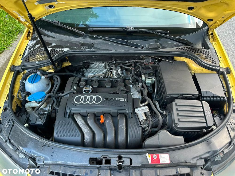 Audi A3 3-drzwiowe 2.0 FSI Ambition - 11