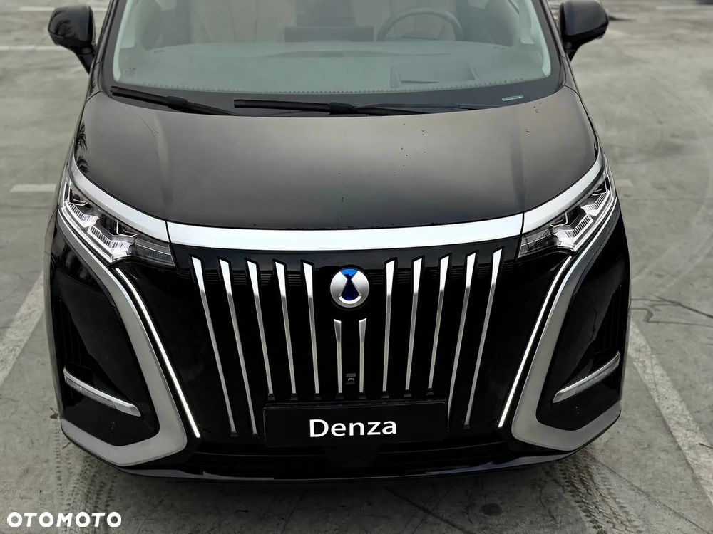 Denza D9 - 4