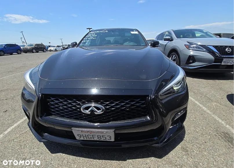 Infiniti Q50 - 2