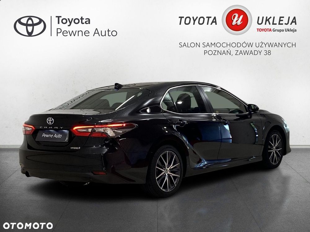 Toyota Camry 2.5 Hybrid Prestige CVT - 2