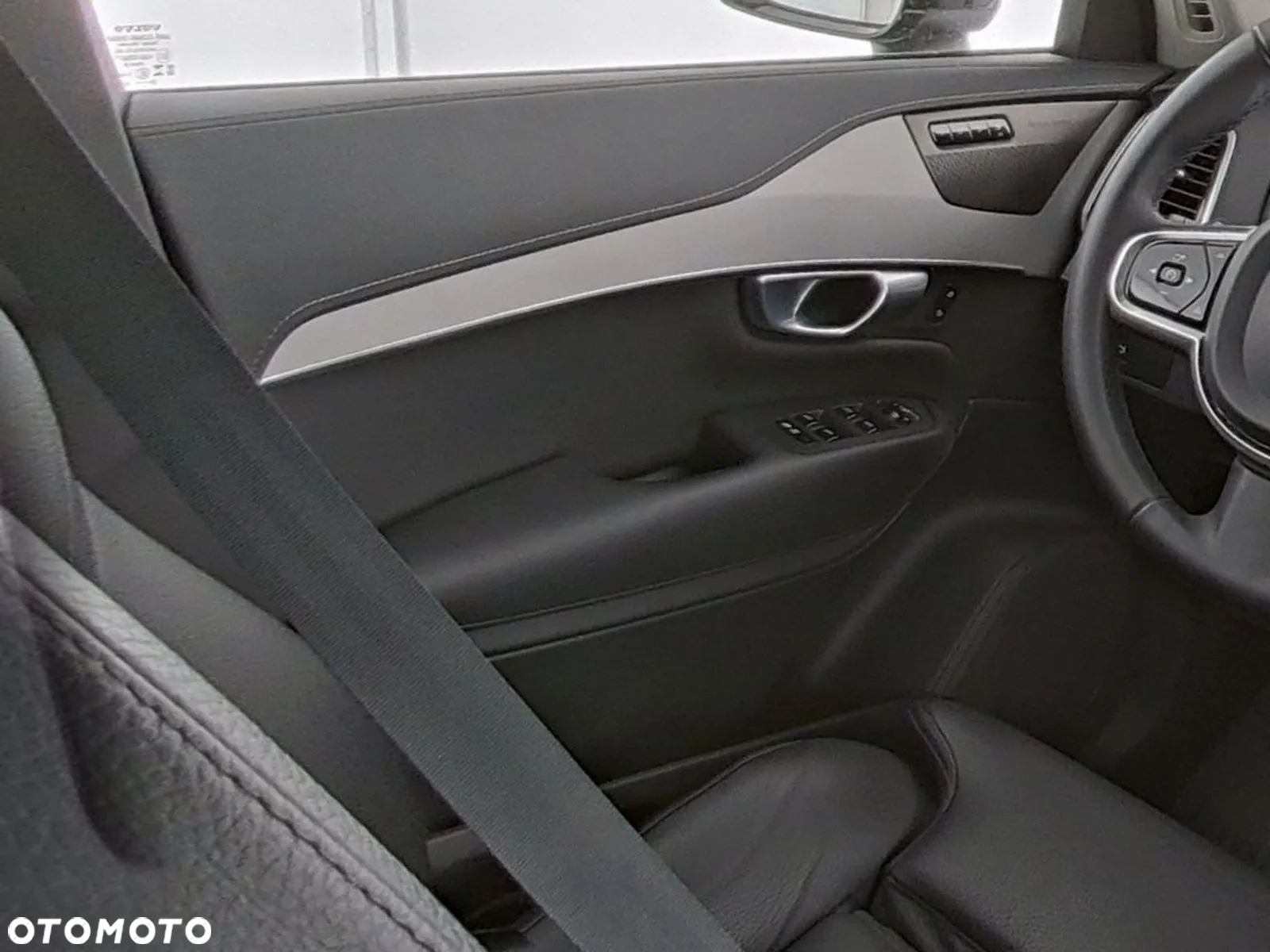Volvo XC 90 - 11