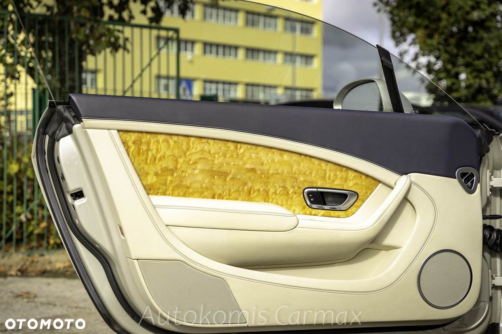 Bentley Continental GT - 28