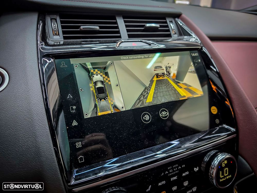 Jaguar E-Pace 1.5 P300e R-Dynamic HSE AWD Aut. - 34