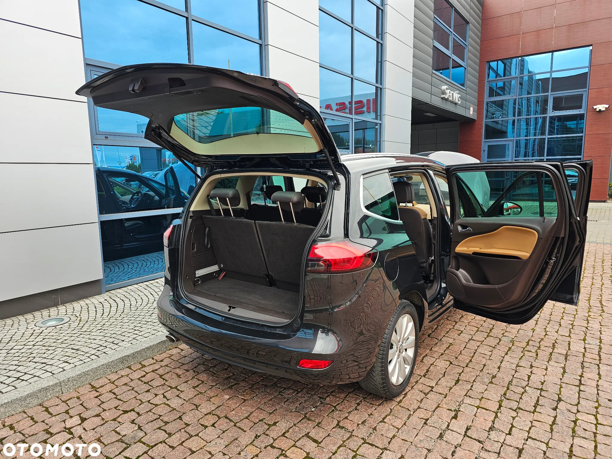 Opel Zafira Tourer 2.0 CDTI Automatik Business Innovation - 22