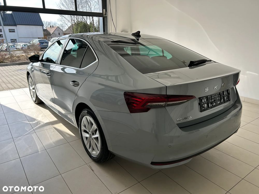Skoda Octavia 1.5 TSI mHEV Drive Selection DSG - 9