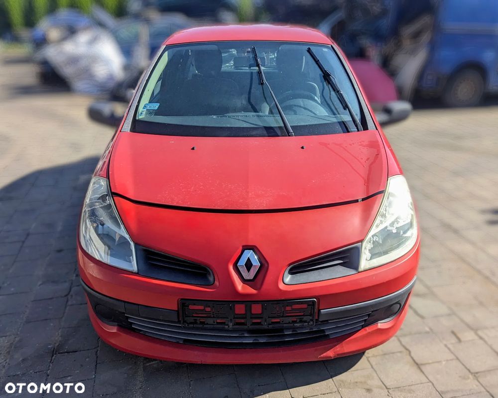 Renault Clio III 1.5 DCI 2008 dv727 - 3