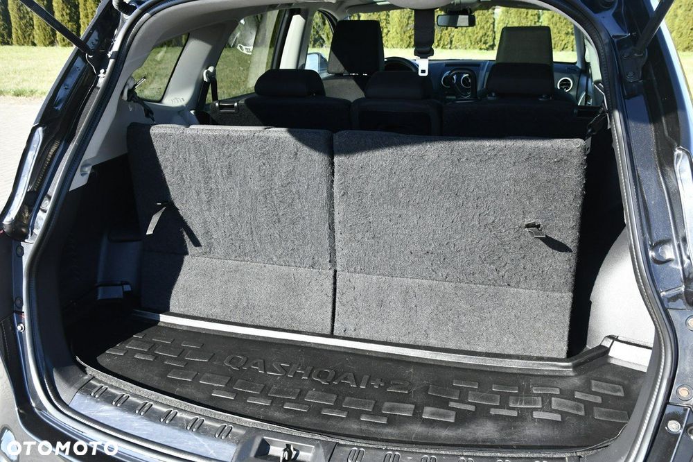 Nissan Qashqai+2 - 16