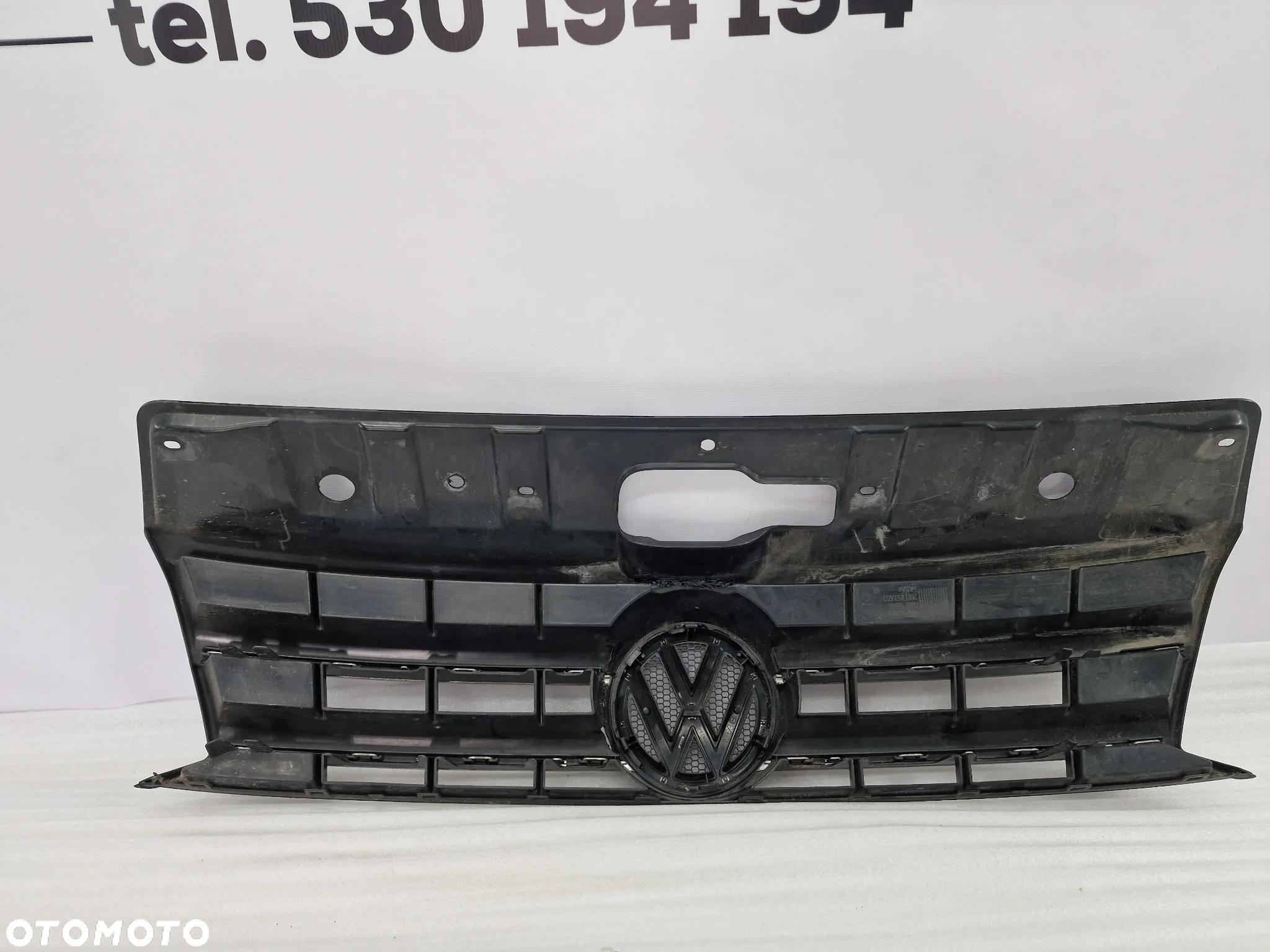 VW AMAROK 10- 2HH ATRAPA / GRILL PRZEDNI PRZÓD , NR 2HH853653 , NR AUKCJI GR158 - 12