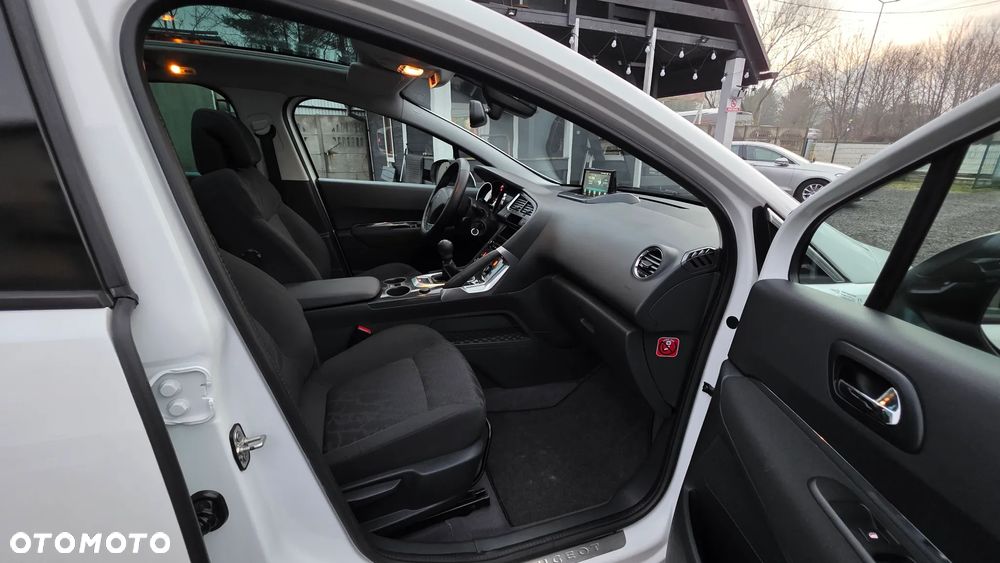 Peugeot 3008 120 VTi Premium - 5