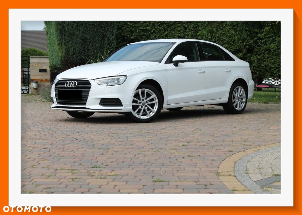 Audi A3 Limousine 30 TFSI S tronic - 1