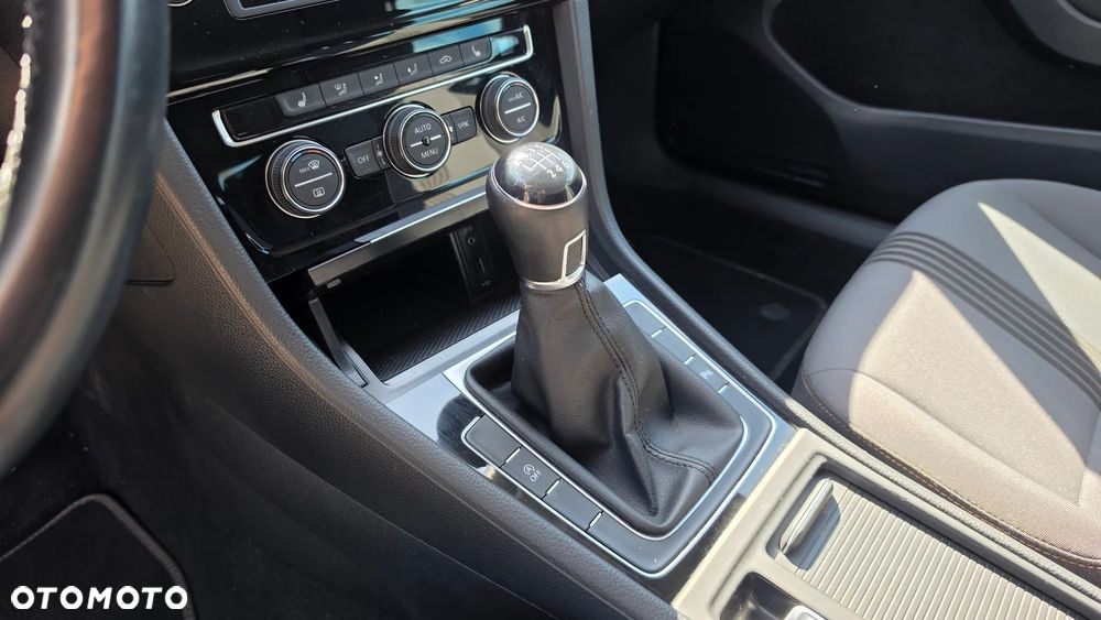 Volkswagen Golf 1.4 TSI BlueMotion Technology Allstar - 21