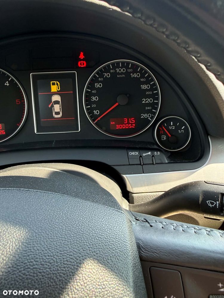 Audi A4 Avant - 7