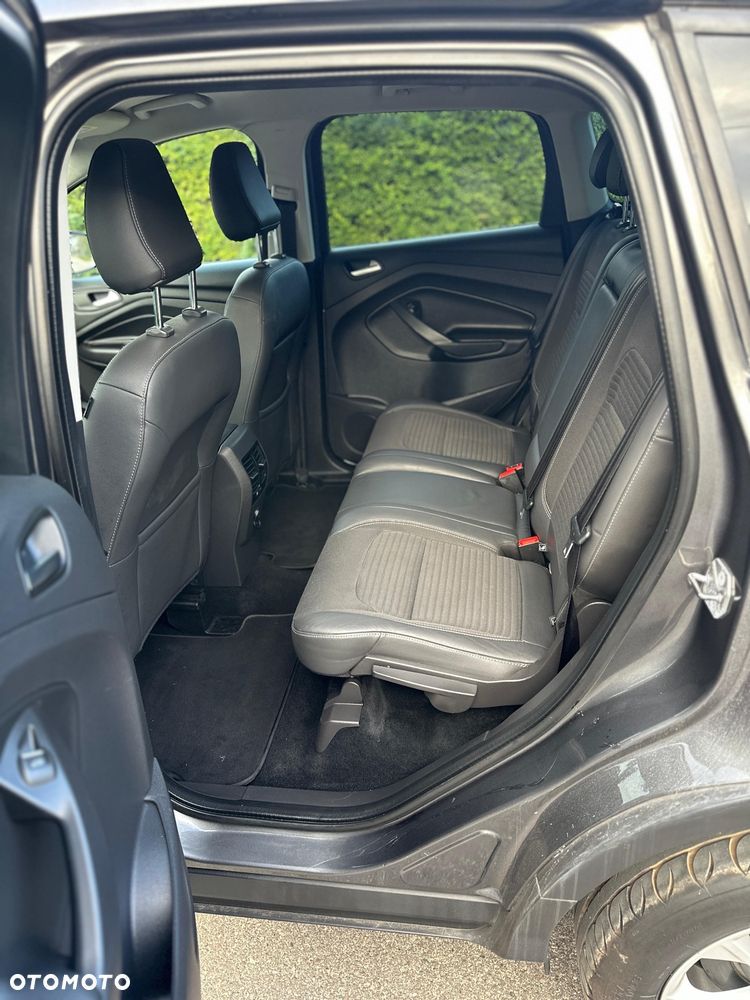 Ford Kuga 2.0 TDCi 4x4 Titanium - 20