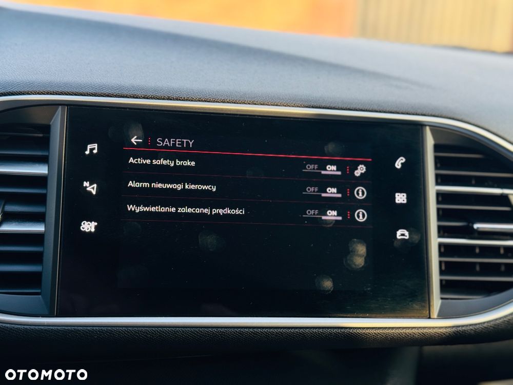 Peugeot 308 BlueHDi FAP 130 Stop & Start GT - 14