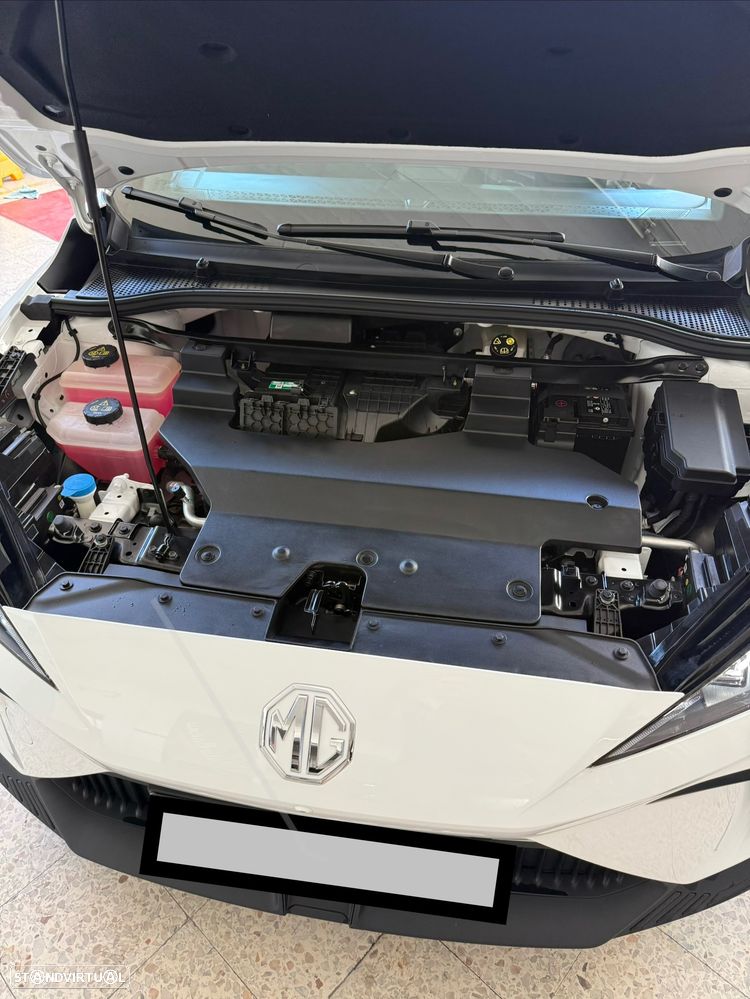 MG MG4 77 kWh Extended Range Luxury - 6
