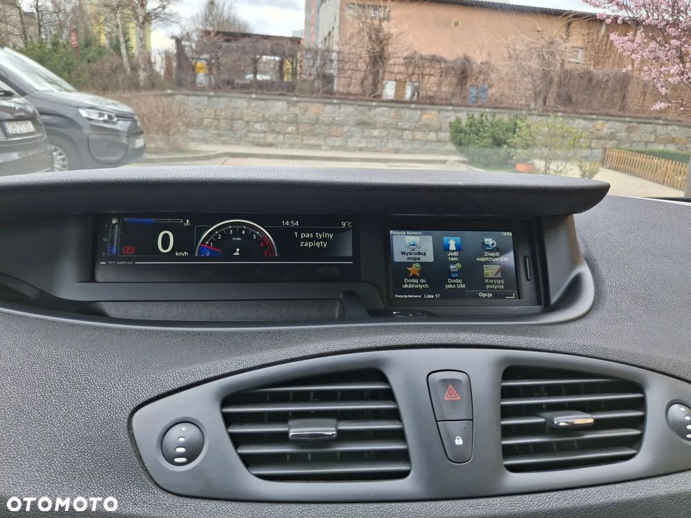 Renault Scenic ENERGY TCe 115 S&S Paris - 22