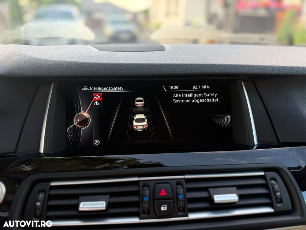 BMW Seria 5 525d xDrive Sport-Aut. Modern Line - 18