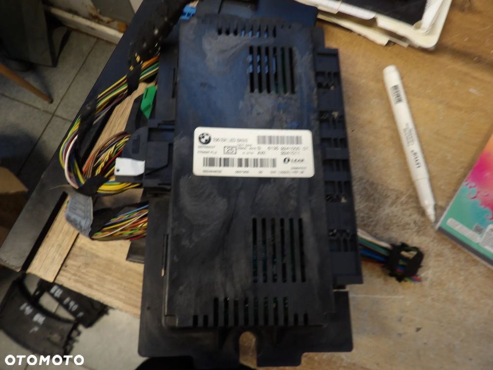 BMW - E90,E91 - MODUŁ - STEROWNIK ŚWIATEŁ - 9241005 - 1