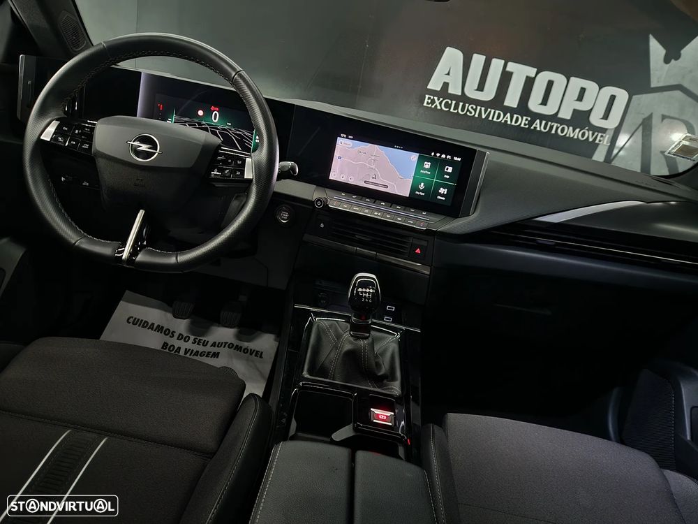 Opel Astra Sports Tourer 1.2 T GS Line - 10