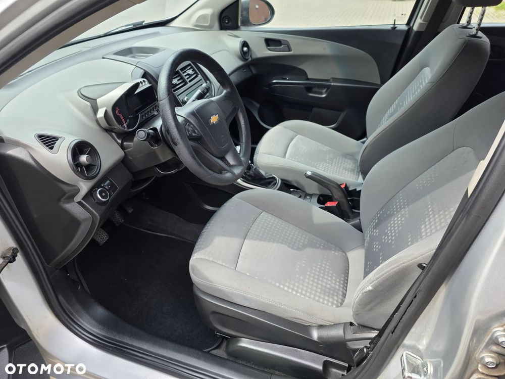 Chevrolet Aveo 1.2 LS - 7
