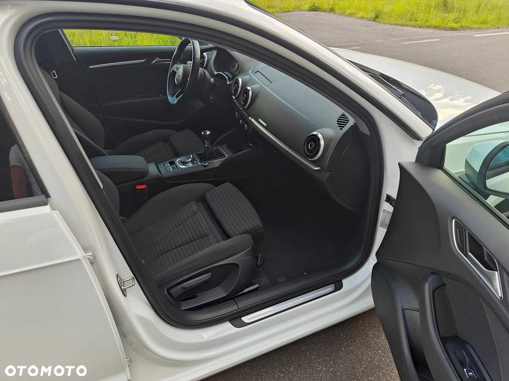 Audi A3 Sportback - 31