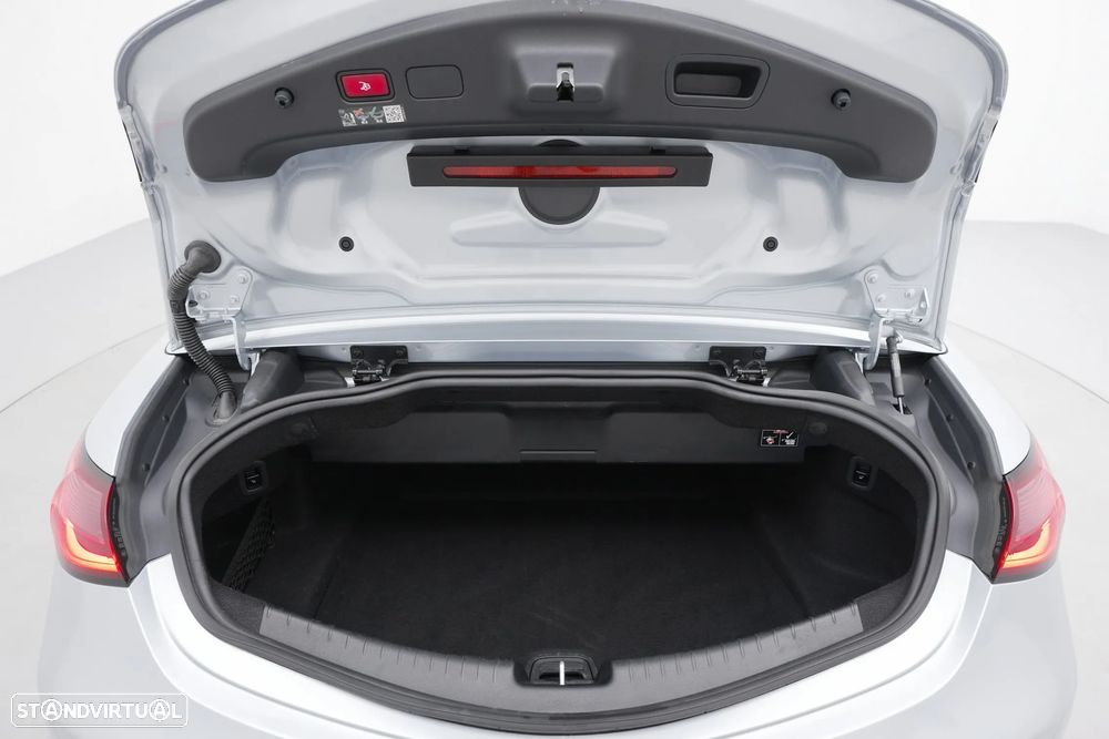 Mercedes-Benz CLE 220 d Cabrio - 17