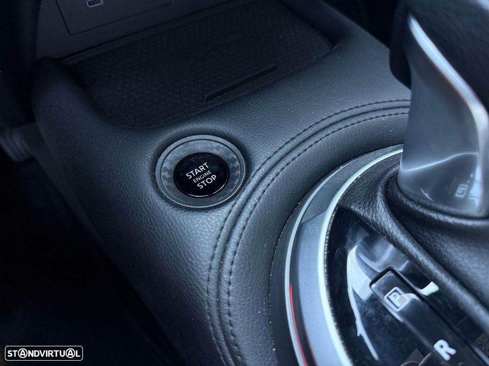 Nissan Juke 1.0 DIG-T N-Connecta NAV. DCT - 38