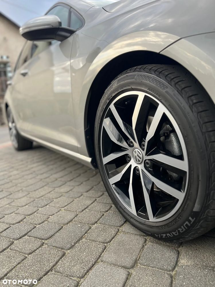 Volkswagen Golf 1.4 TSI BMT Comfortline - 19