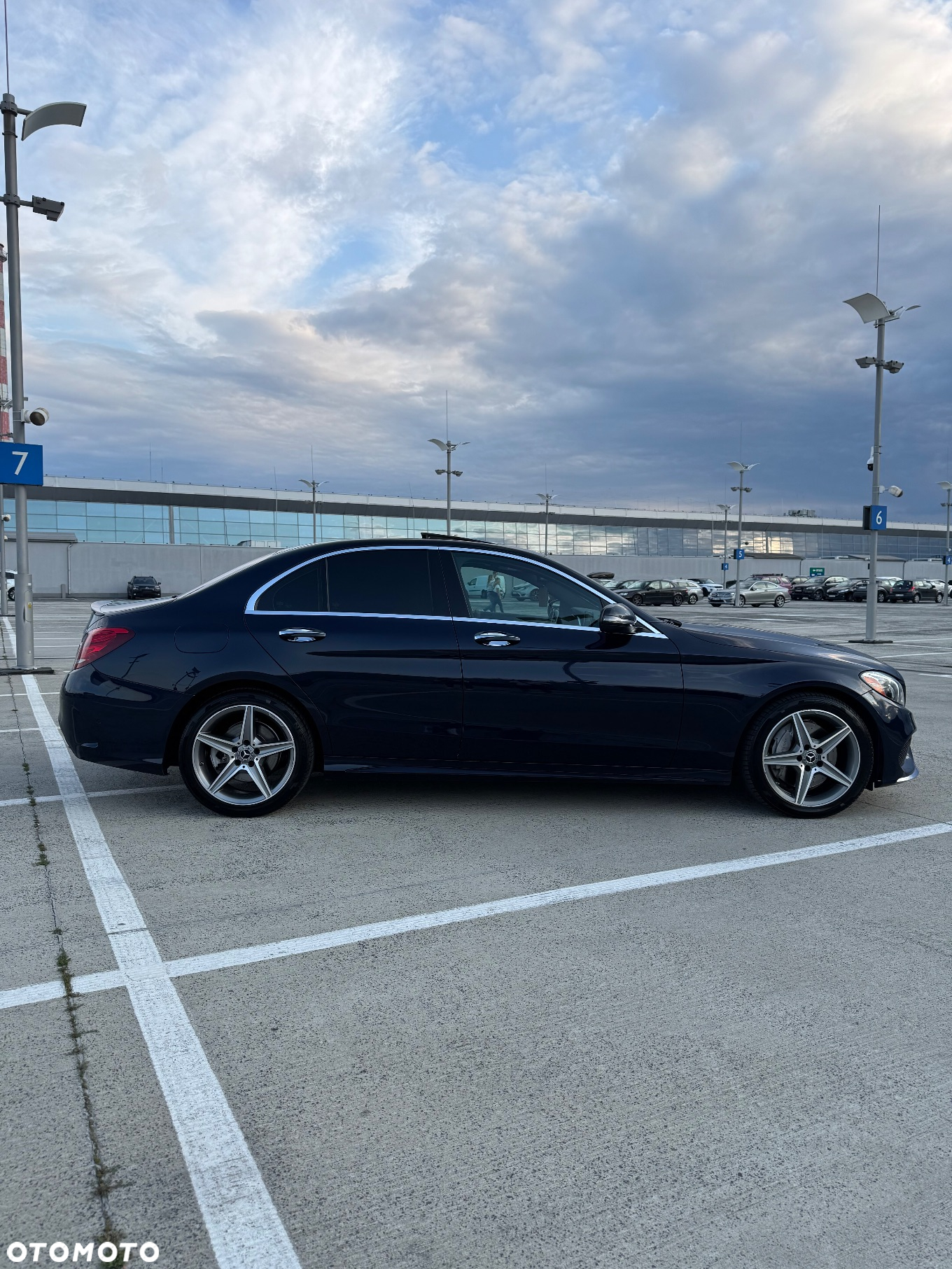 Mercedes-Benz Klasa C 300 T 9G-TRONIC AMG Line - 6
