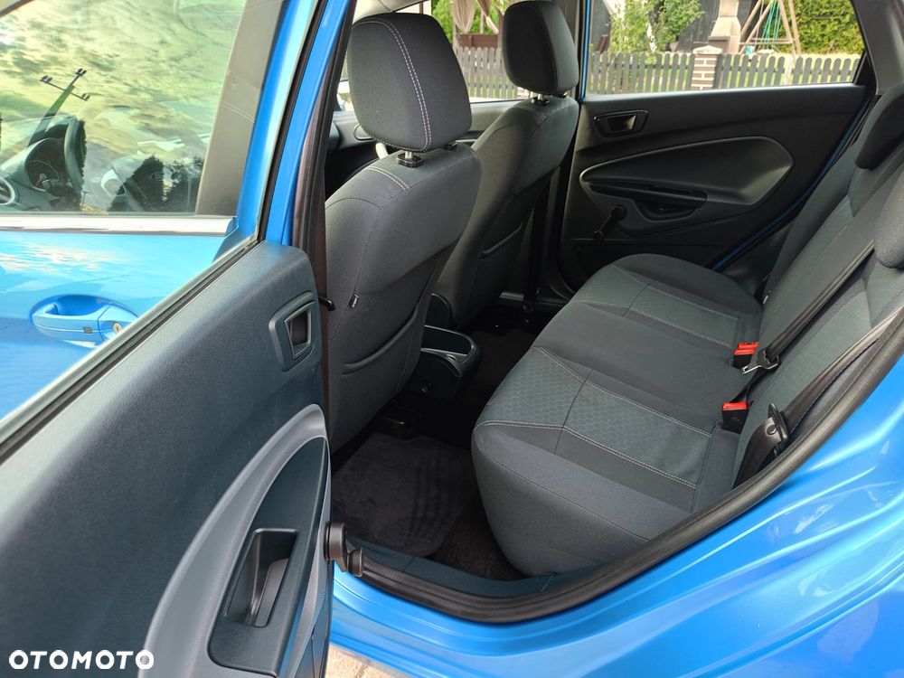 Ford Fiesta - 10