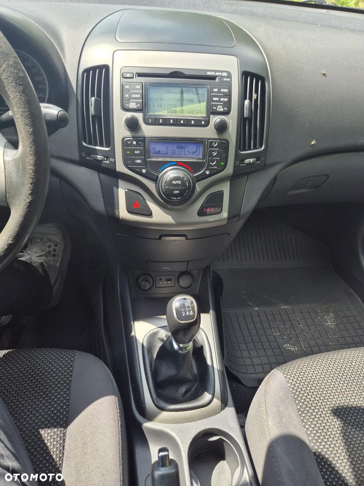 Hyundai i30 1.6 CRDi Comfort - 14