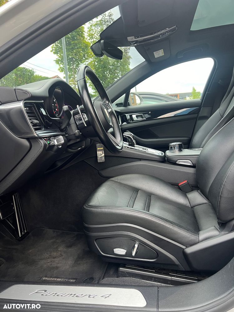 Porsche Panamera 4 E-Hybrid - 10