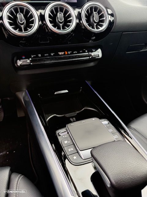 Mercedes-Benz EQA 250 - 26