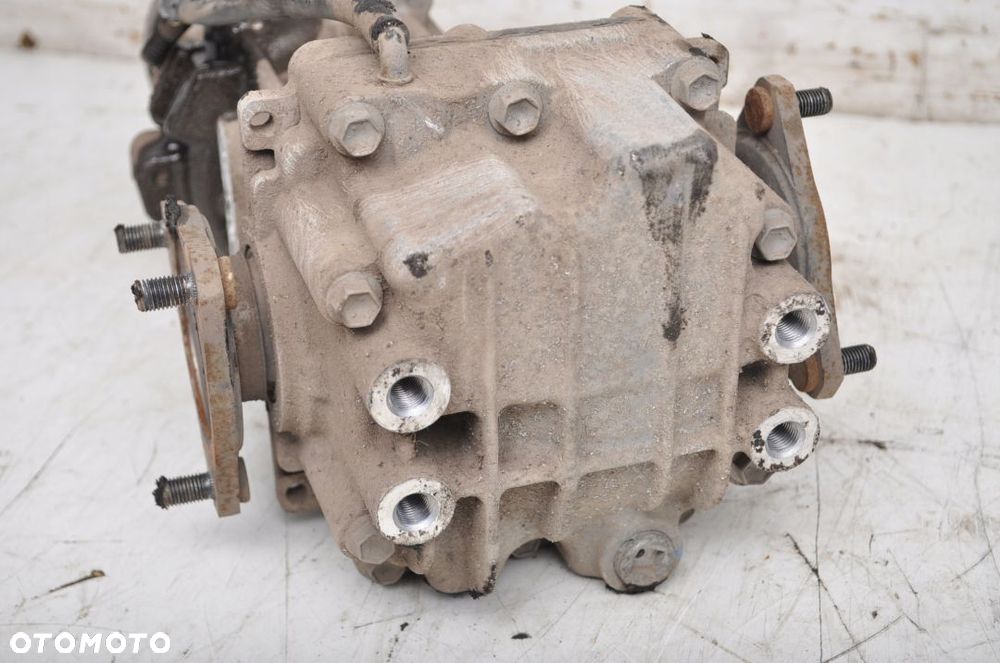 SX4 S-CROSS LIFT 1.0 12V 82kW 112KM MOST TYLNY - 3