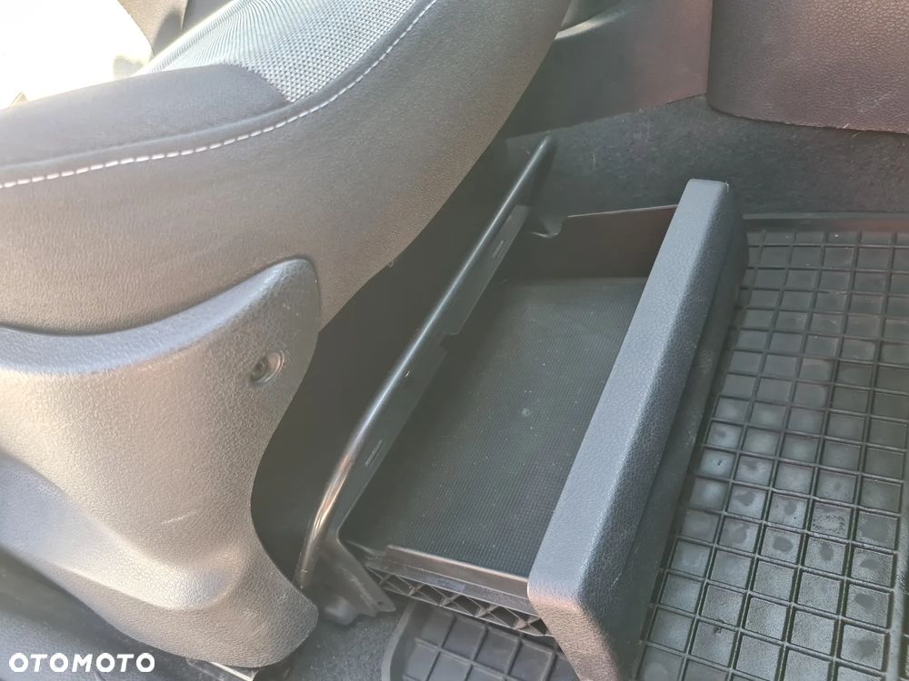Renault Modus - 17
