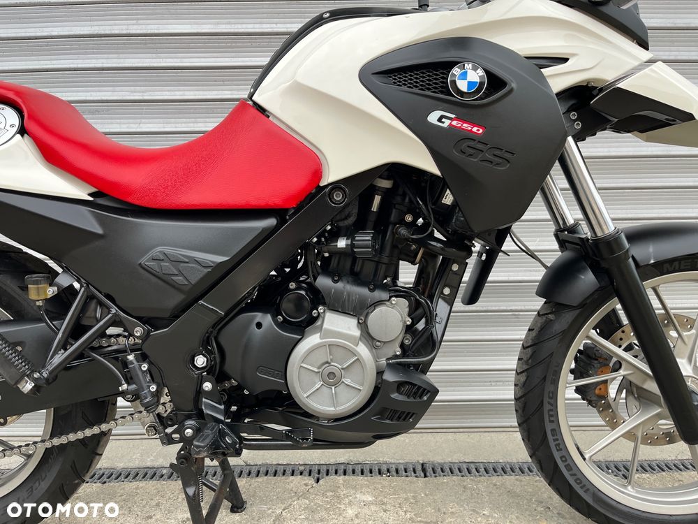BMW G - 25