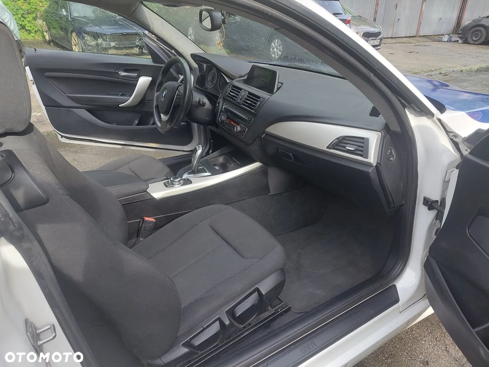 BMW Seria 2 220d - 4