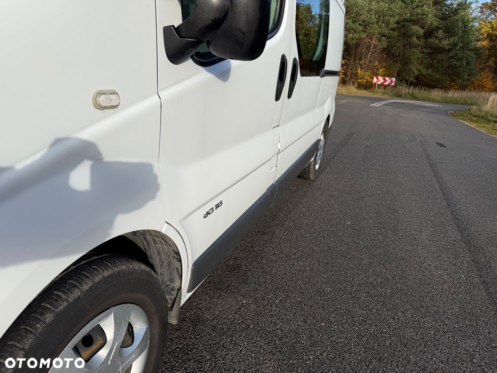 Renault TRAFIC - 22