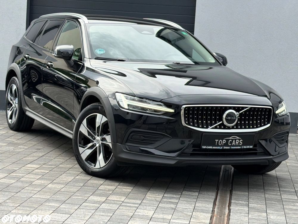Volvo V60 Cross Country B4 D AWD Geartronic Pro - 24
