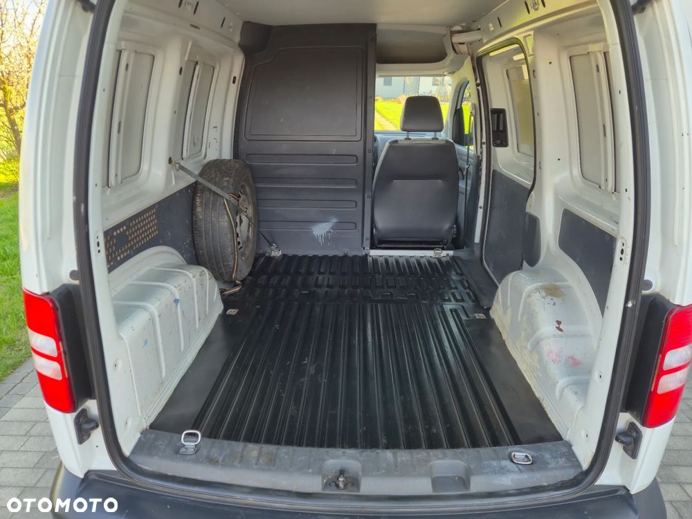 Volkswagen Caddy - 9