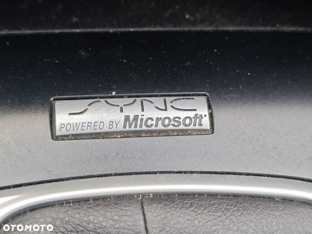 Ford Mondeo 2.0 TDCi Titanium PowerShift - 25