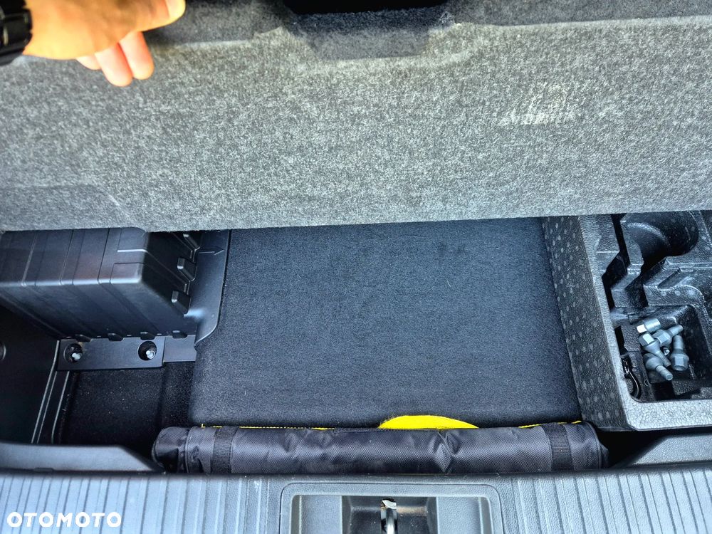Renault Captur E-TECH 160 E-Tech engineered - 24