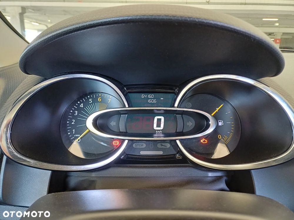 Renault Clio 1.2 16V Expression - 10