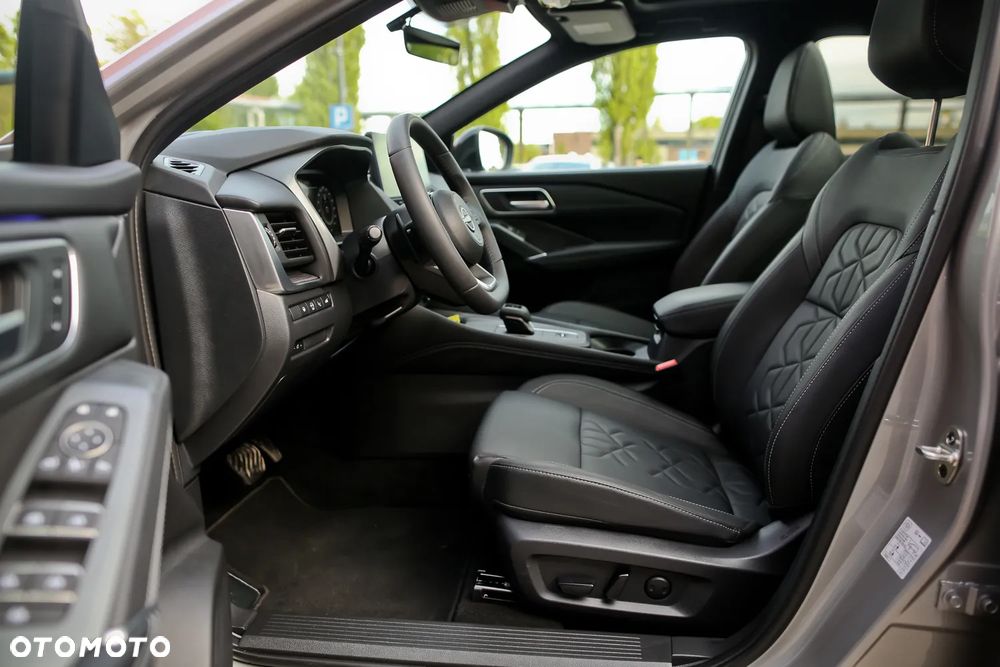 Nissan Qashqai 1.3 DIG-T MHEV Tekna Xtronic - 23