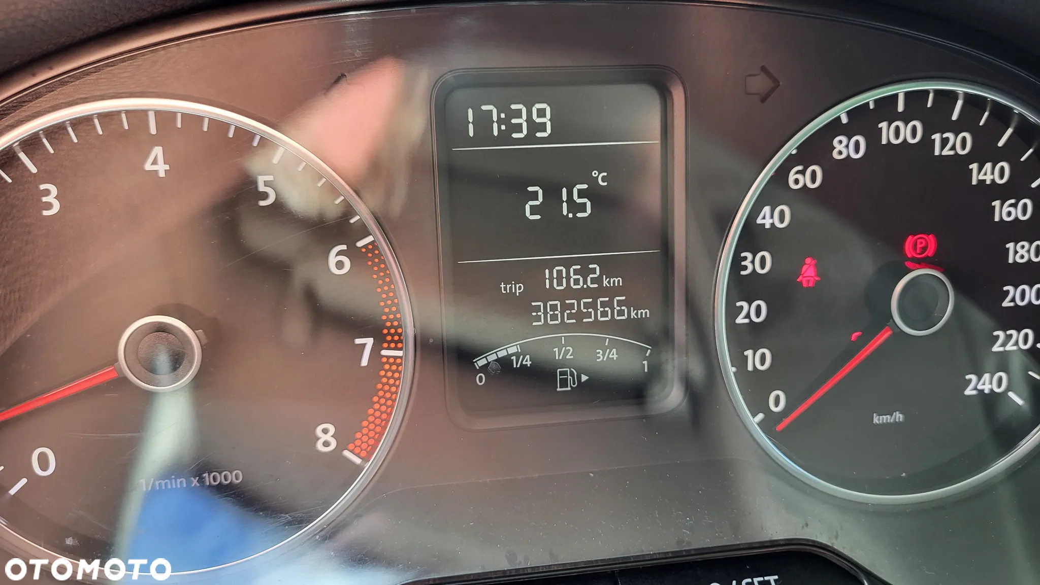 Volkswagen Polo 1.4 16V Comfortline - 11