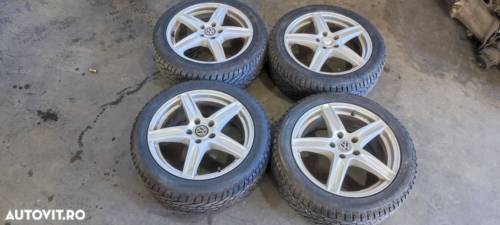 Set jante aliaj pe 17 volkswagen vw passat B6 sedan cu anvelope de iarna DOT 2020 - 2